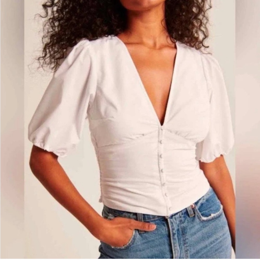 Abercrombie & Fitch white v-neck blouse puff sleeve small